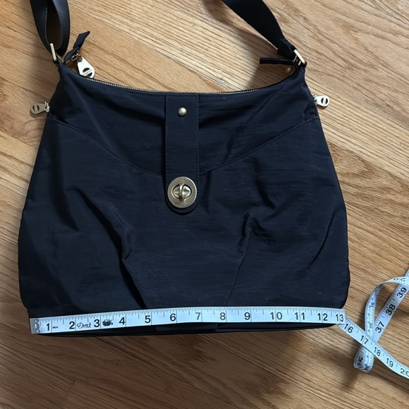 Black Shoulder Bag - Picture 9 of 10